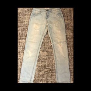 🤍Ripped Blue Washed Jeans🤍